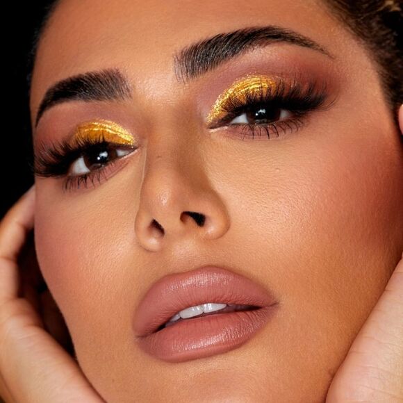 HUDA Beauty Empowered Eyeshadow Palette - Picture 11 of 16